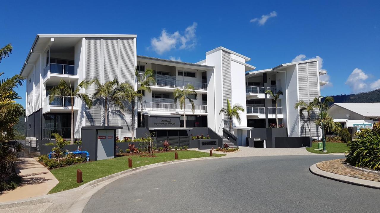 Harbour Cove Hotel Airlie Beach Bagian luar foto